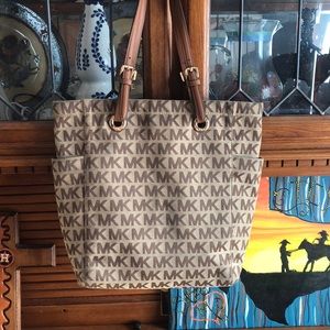 Mk purse